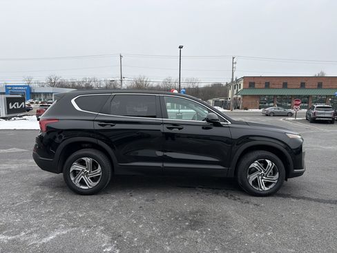 Used 2023 Hyundai Santa Fe SE w/ Cargo Package image 4