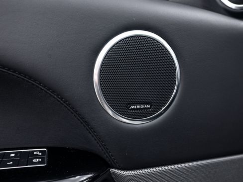 Used 2019 Land Rover Range Rover Sport Supercharged image 18