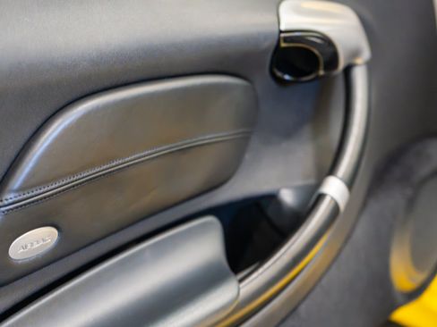 Used 1998 Porsche Boxster RWD image 34