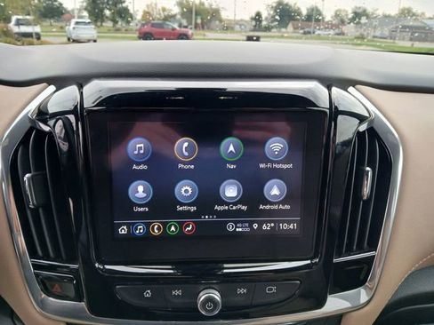 Certified 2022 Chevrolet Traverse Premier image 26