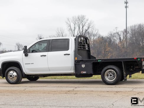 Used 2021 Chevrolet Silverado 3500 W/T w/ WT Convenience Package image 5