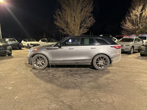 Used 2022 Land Rover Range Rover Velar R-Dynamic S image 3