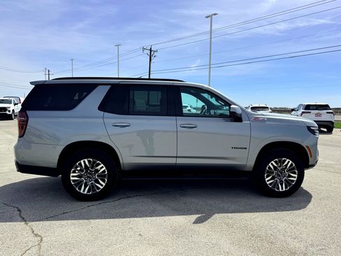 Used 2025 Chevrolet Tahoe Z71 AWD/4WD image 5