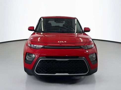 Used 2022 Kia Soul LX w/ Technology Package FWD image 2