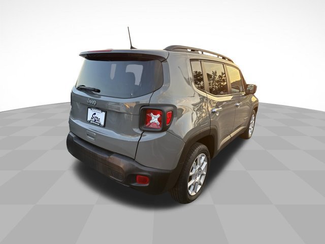 Used 2020 Jeep Renegade Latitude FWD image 8