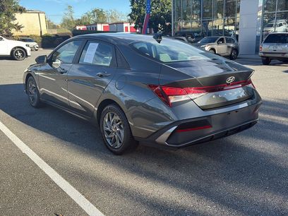 Used 2024 Hyundai Elantra SEL