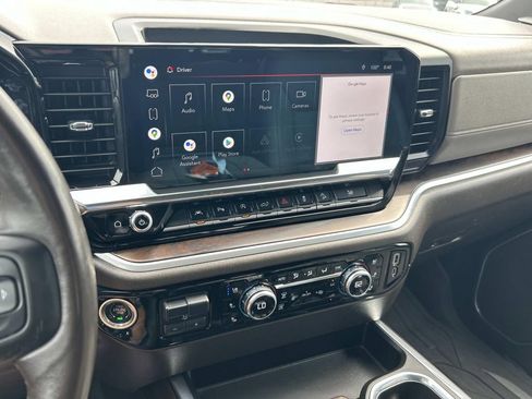 Used 2022 GMC Sierra 1500 SLT w/ SLT Premium Plus Package AWD/4WD image 36