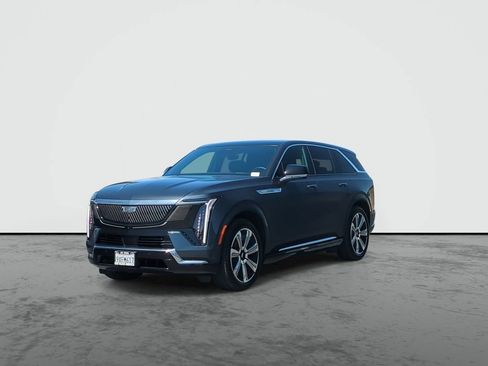 Used 2025 Cadillac Escalade IQ Luxury 1 AWD/4WD image 4