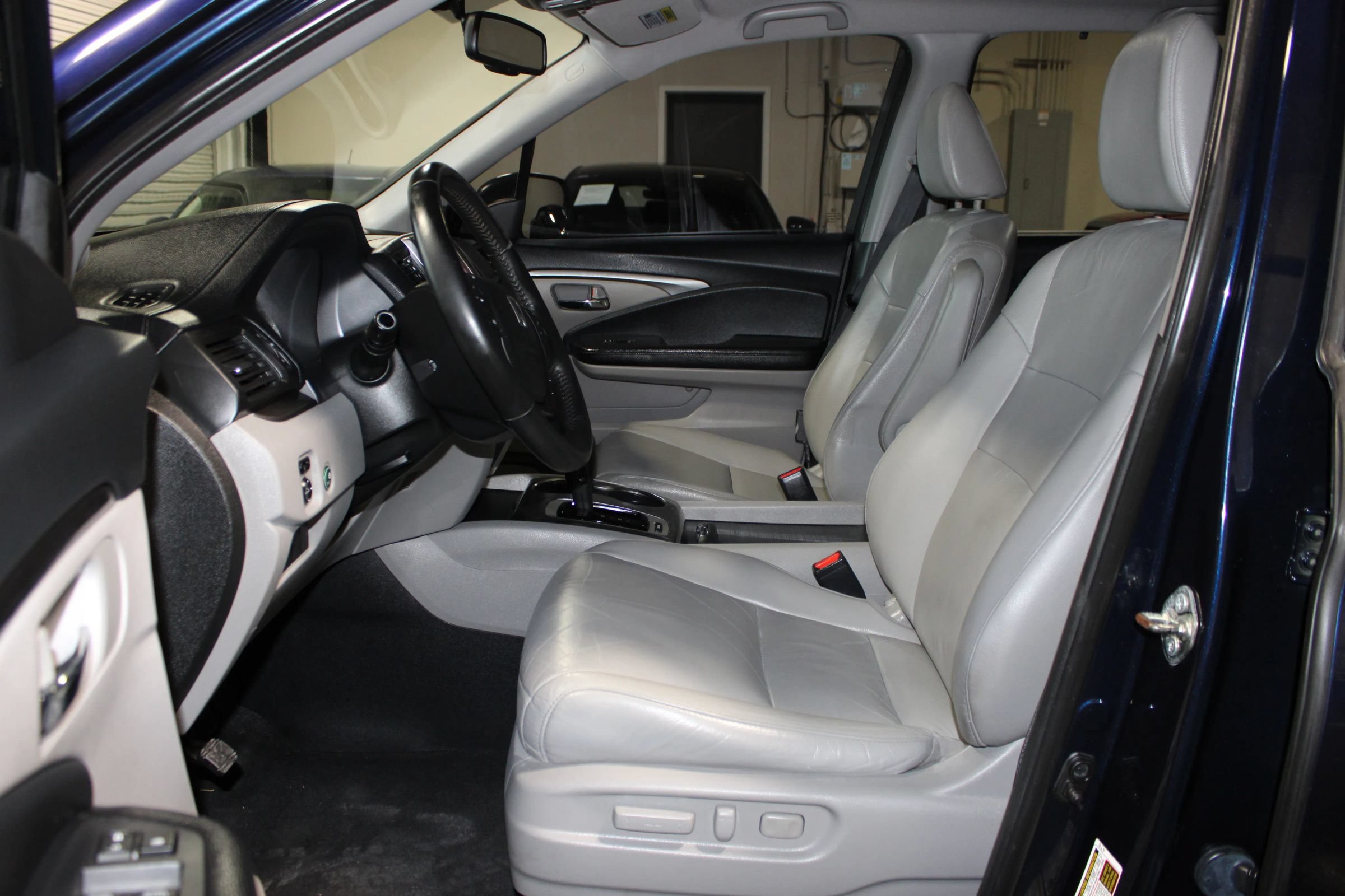 Used 2016 Honda Pilot EX-L image 11