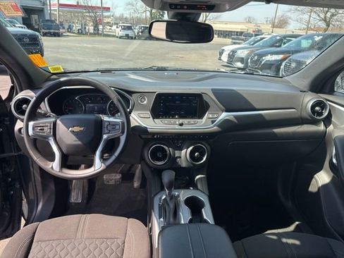 Used 2021 Chevrolet Blazer LT image 18