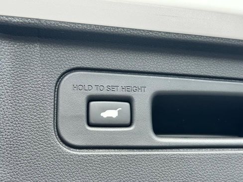 New 2026 Honda Pilot Black Edition image 8