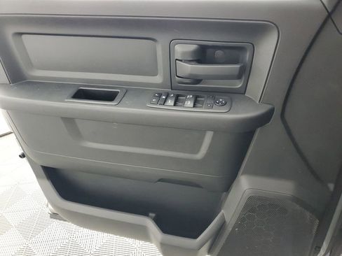 Used 2022 RAM 3500 Tradesman image 31