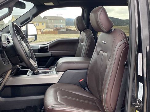 Used 2015 Ford F150 Platinum w/ Technology Package image 17