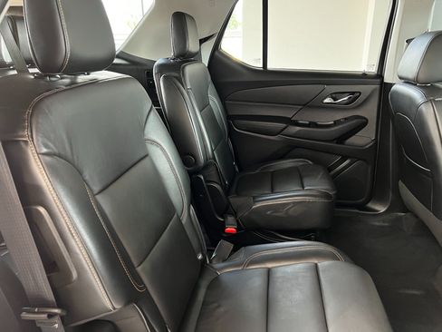 Used 2018 Chevrolet Traverse LT FWD image 27