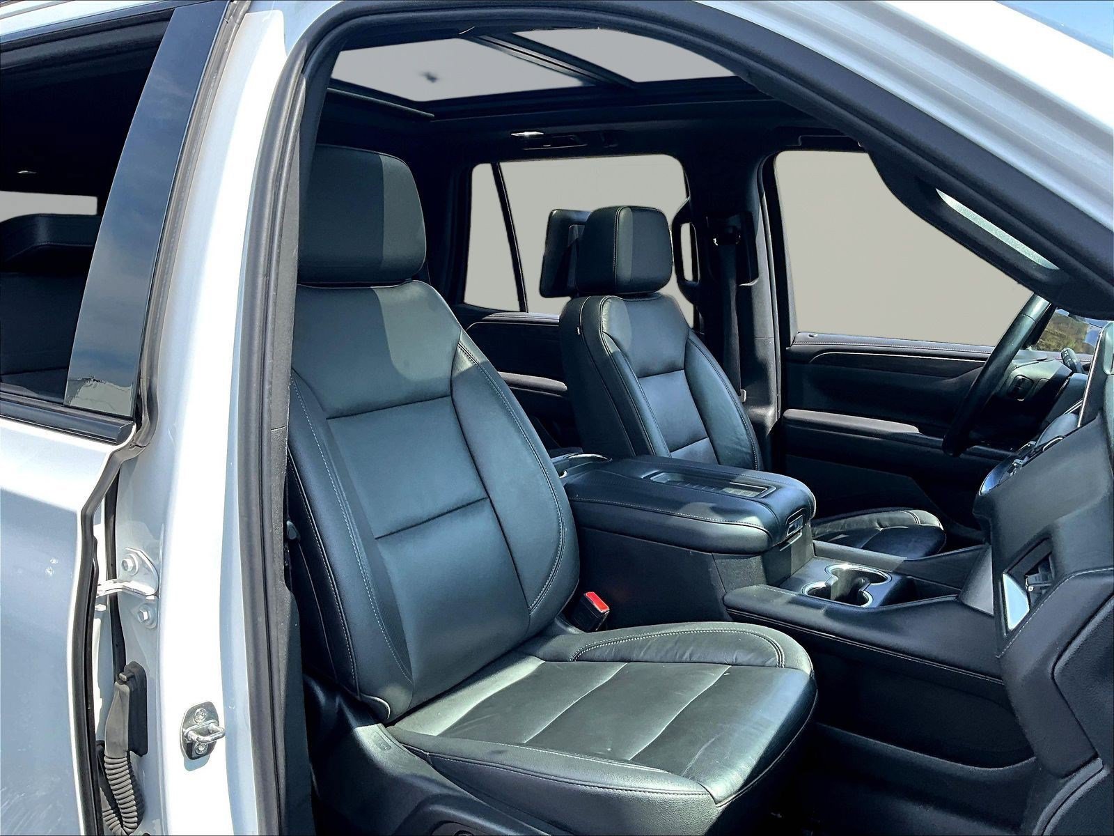 Used 2021 Chevrolet Tahoe Z71 w/ Rear Media and Nav Package AWD/4WD image 30