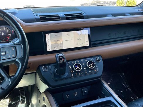 Used 2021 Land Rover Defender 110 X AWD/4WD image 6