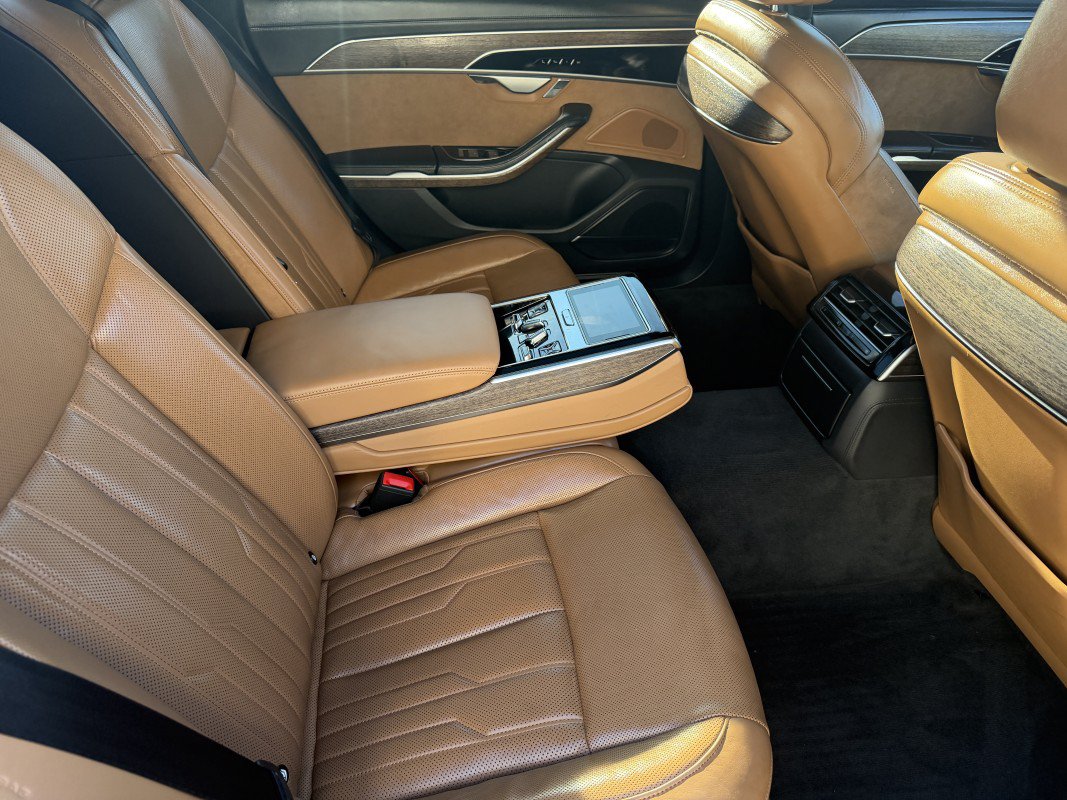 Used 2021 Audi A8 L 4.0T w/ Luxury Package AWD/4WD image 26