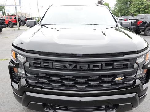Used 2024 Chevrolet Silverado 1500 Custom AWD/4WD image 6