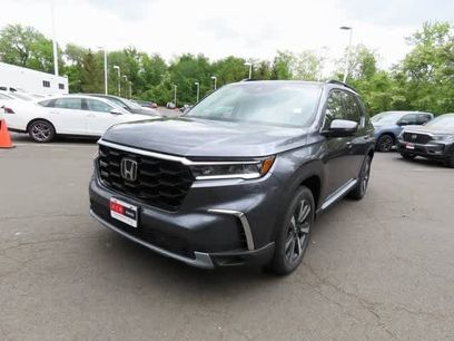 New 2025 Honda Pilot Touring