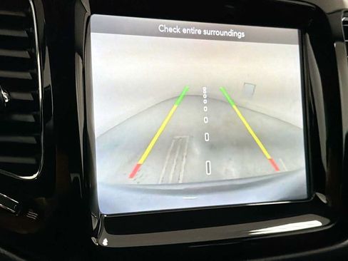Used 2019 Jeep Compass Limited AWD/4WD image 19