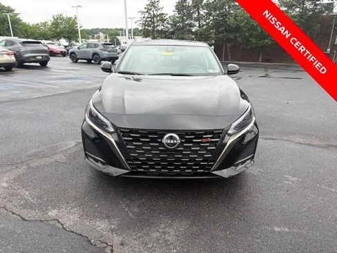 Certified 2023 Nissan Altima 2.5 SR w/ SR Premium Package FWD image 3