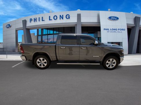 Used 2019 RAM 1500 Laramie AWD/4WD image 7