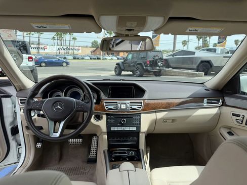 Used 2016 Mercedes-Benz E 350 Sedan image 23