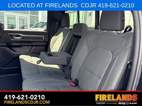 Used 2022 RAM 1500 Big Horn AWD/4WD image 14