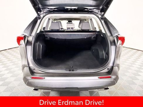 Certified 2021 Toyota RAV4 XLE w/ Convenience Package AWD/4WD image 34