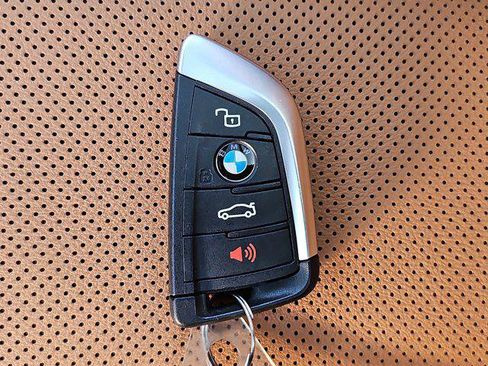 Used 2024 BMW X3 sDrive30i w/ Premium Package image 37