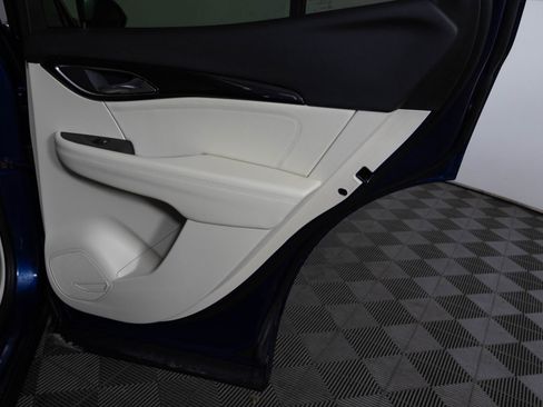 Used 2022 Buick Envision Essence w/ Safety Package image 36