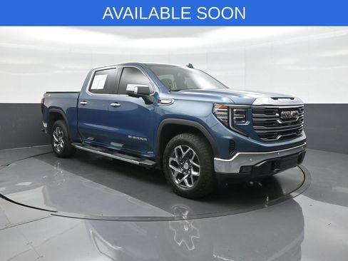 Used 2024 GMC Sierra 1500 SLT AWD/4WD image 1
