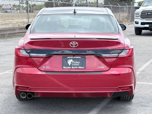Used 2025 Toyota Camry XSE FWD image 6
