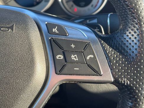 Used 2016 Mercedes-Benz E 550 Cabriolet image 6