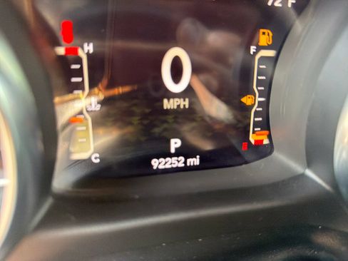 Used 2023 Jeep Wrangler Unlimited Rubicon w/ Cold Weather Group AWD/4WD image 19