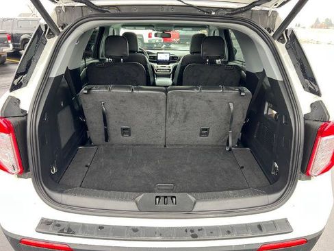 Certified 2023 Ford Explorer XLT w/ Equipment Group 202A image 29