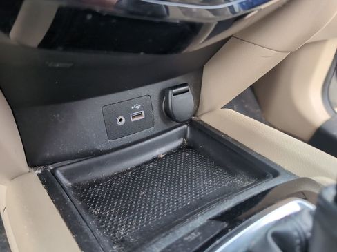 Used 2020 Nissan Rogue SV image 28