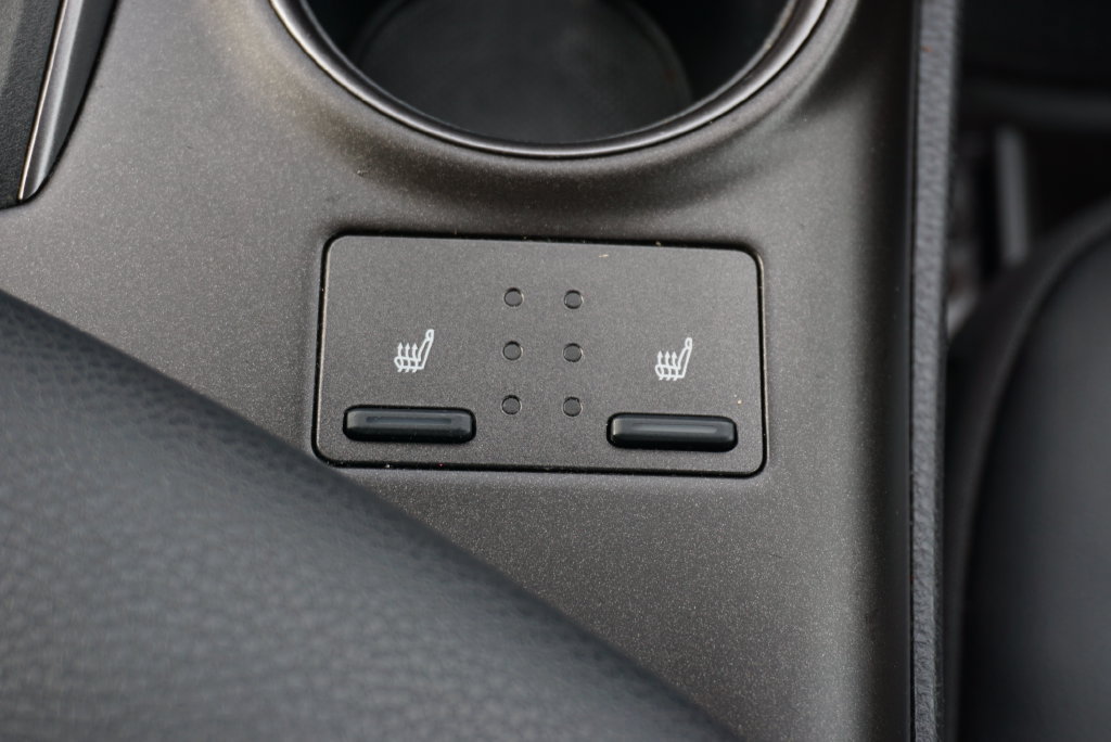 Used 2024 Toyota Camry SE FWD image 21