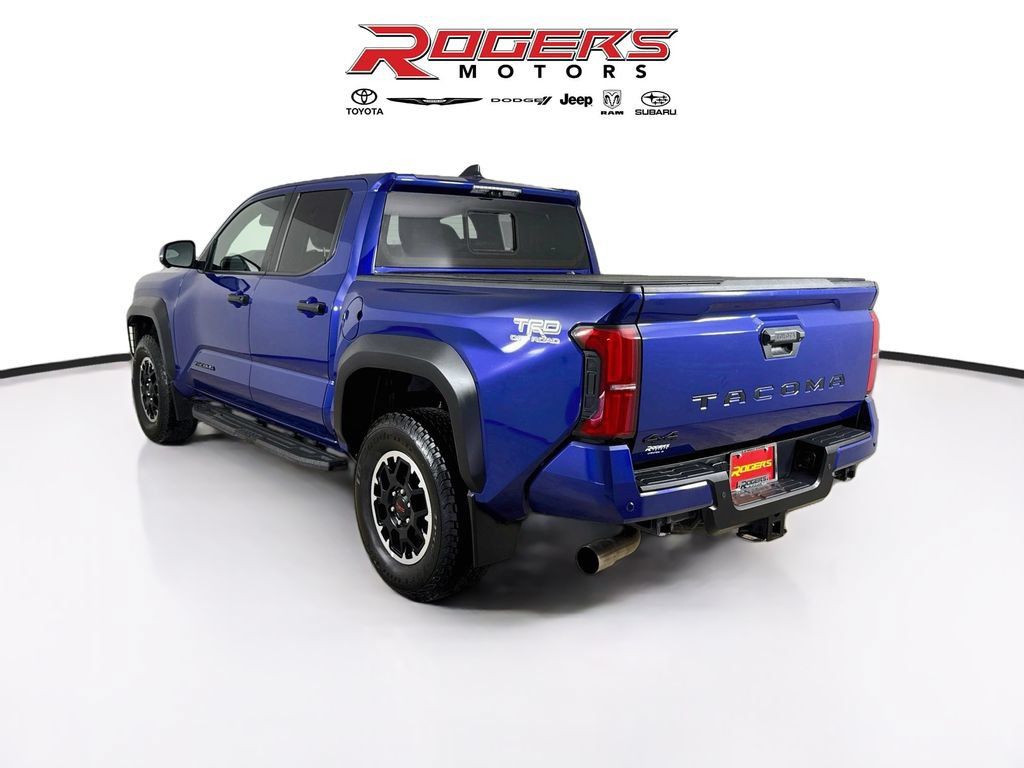 Used 2024 Toyota Tacoma TRD Off-Road w/ TRD Off Road Premium Package AWD/4WD image 11