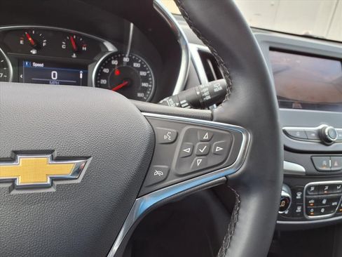Used 2024 Chevrolet Equinox LT AWD/4WD image 27