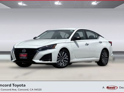 Used 2025 Nissan Altima 2.5 SV