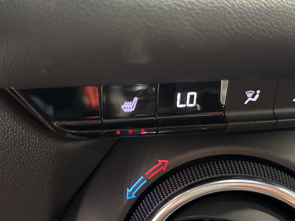 New 2026 Chevrolet Blazer LT w/ Convenience Package FWD image 13