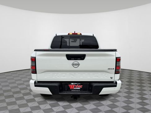 Certified 2025 Nissan Frontier SV w/ SV Convenience Package image 19