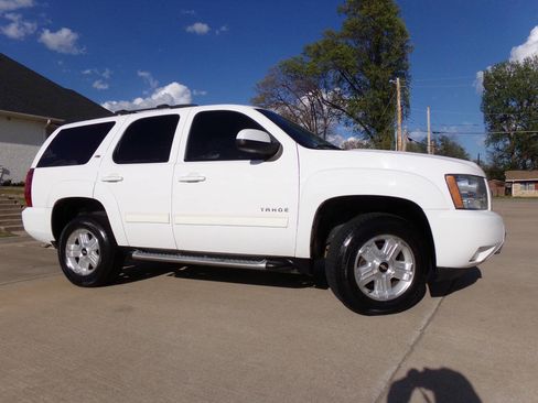 Used 2012 Chevrolet Tahoe LT w/ Suspension Package, Off-Road image 13