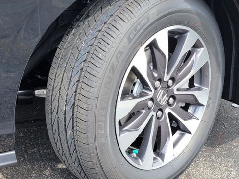 Used 2023 Honda Odyssey EX-L image 9