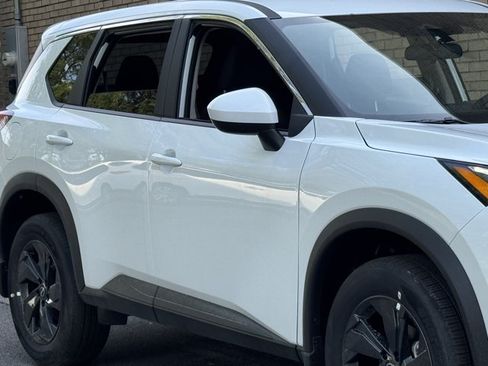 New 2026 Nissan Rogue SV AWD/4WD image 4