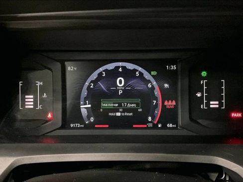 Used 2025 Toyota Tacoma SR w/ SR Upgrade Package AWD/4WD image 21