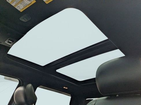 Used 2018 Ford F150 Lariat w/ Equipment Group 502A Luxury AWD/4WD image 22