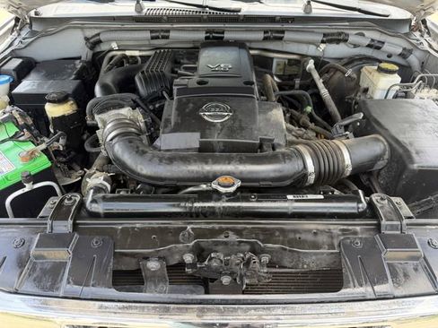 Used 2011 Nissan Frontier SV RWD image 26