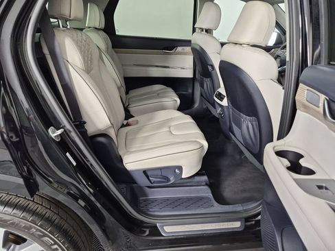 Used 2022 Hyundai Palisade Limited FWD image 36